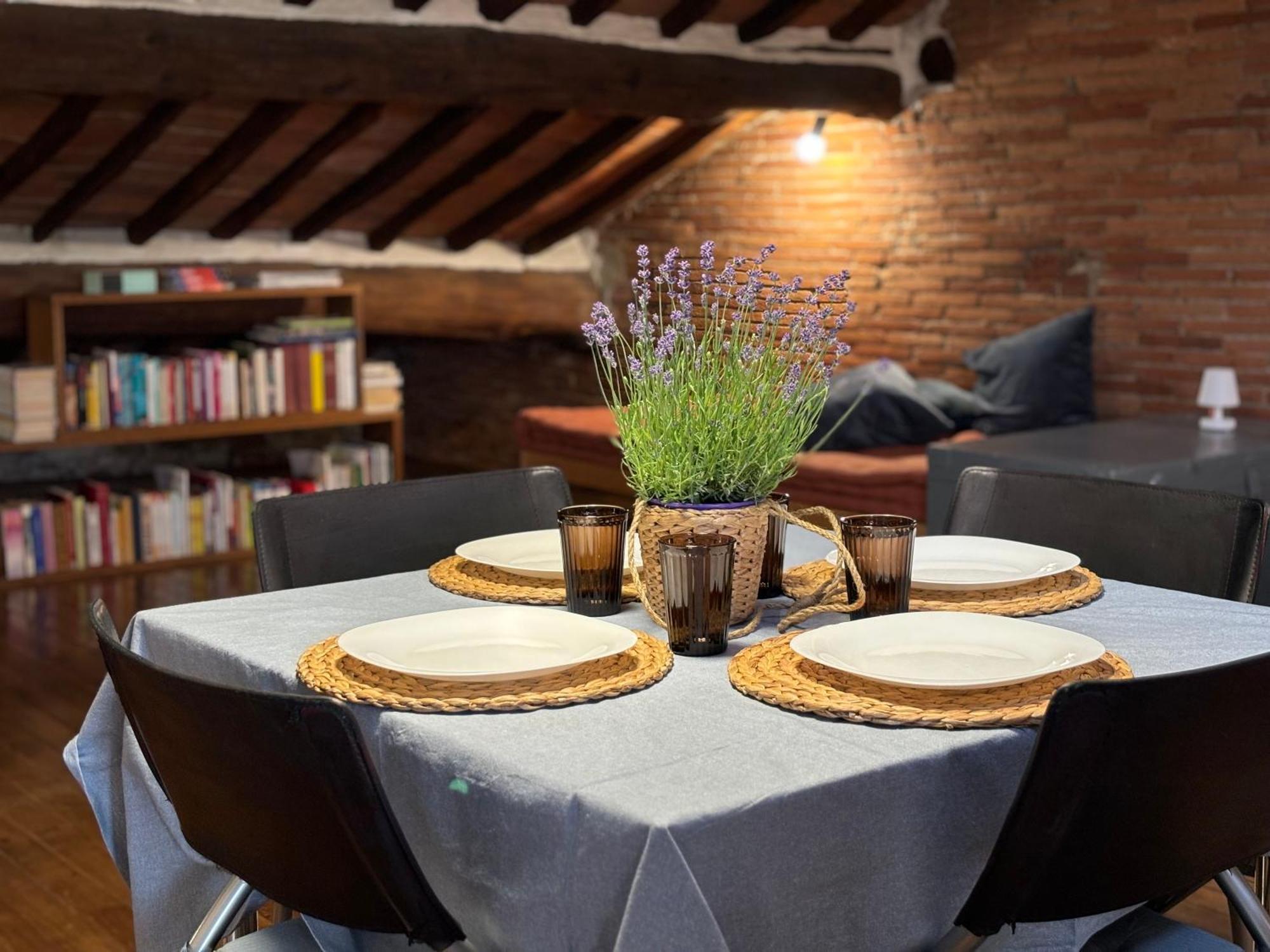 Lovely Apartment Лукка Экстерьер фото